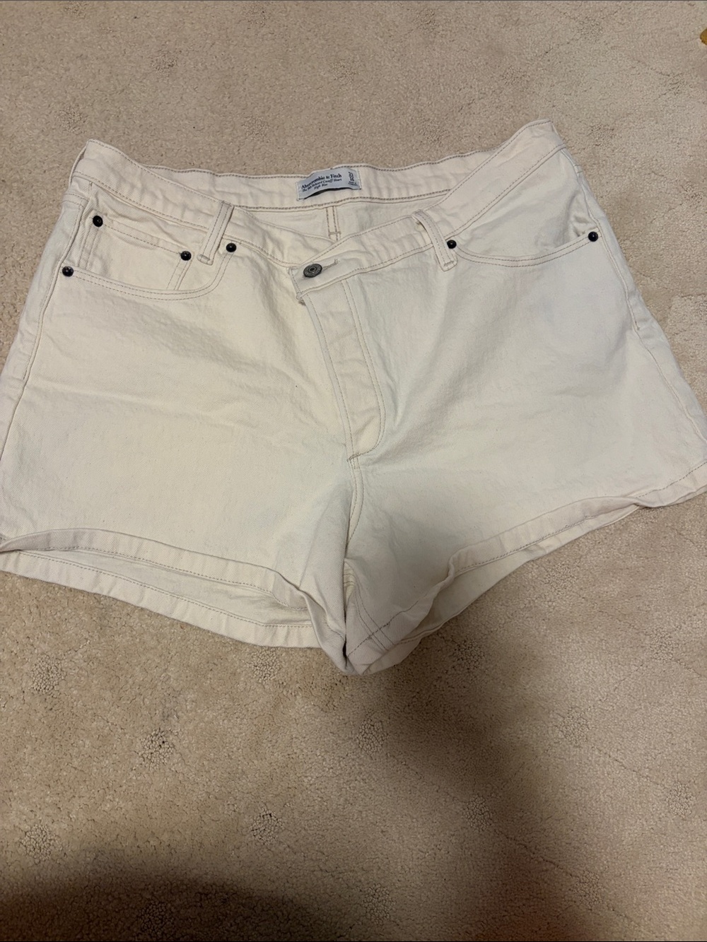 New Abercrombie & Fitch Women's Cream Denim Shorts - Classic High-Rise Style